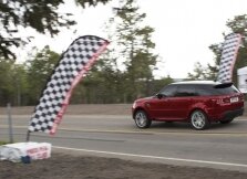 All-New Range Rover Sport Sets Pikes Peak Hill Climb Record